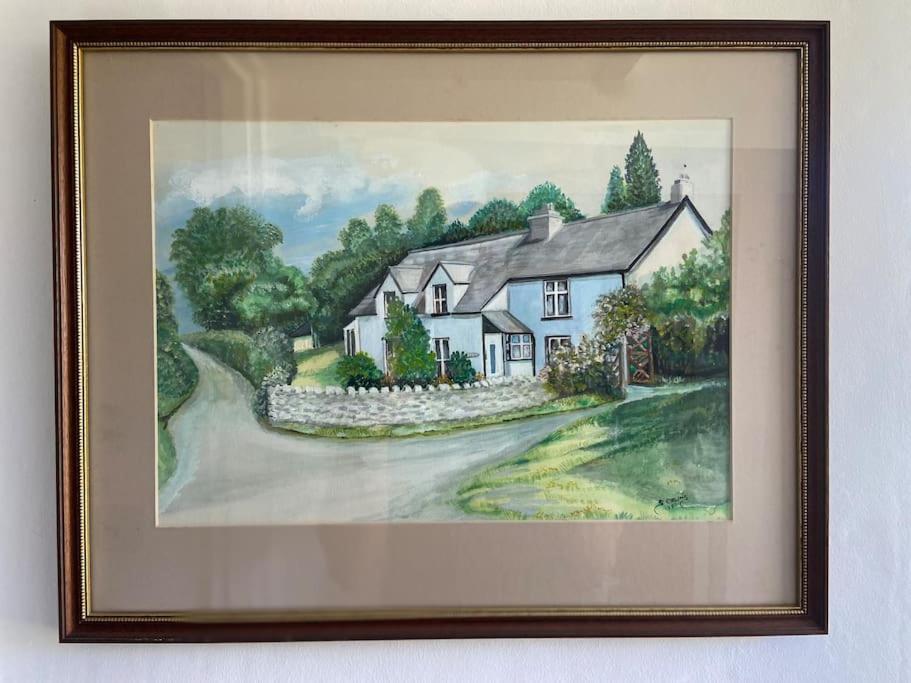Scenic Welsh Cottage In The Brecon Beacons 크릭호웰 외부 사진