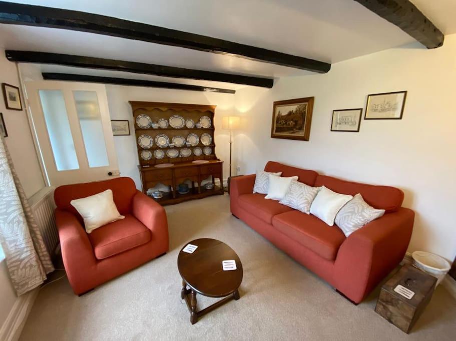 Scenic Welsh Cottage In The Brecon Beacons 크릭호웰 외부 사진